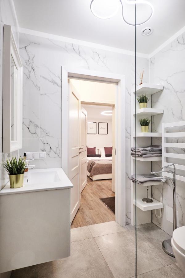 Owls Hill Apartment คอนัส ภายนอก รูปภาพ
